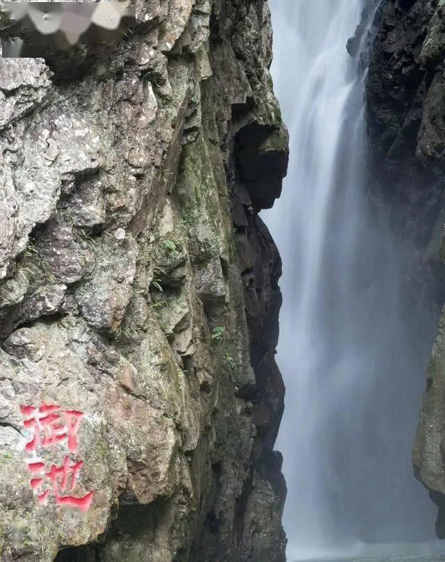大资金还在买!4只沪深300ETF半小时成交超70亿元